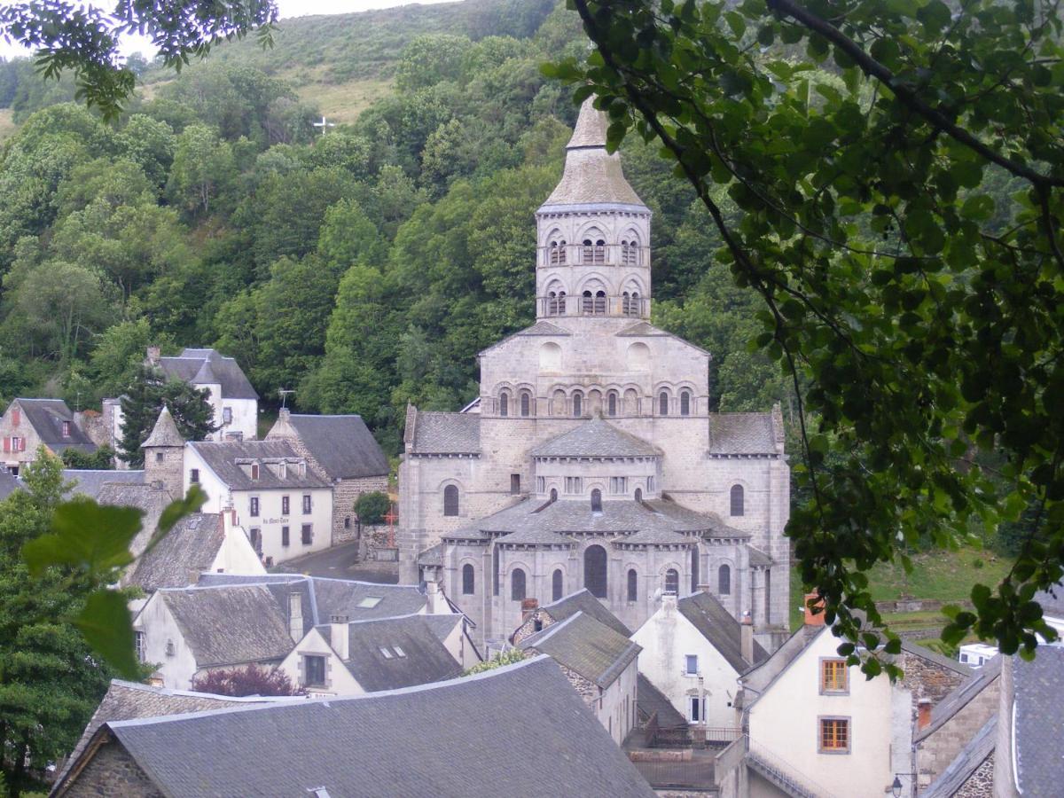 Logis Las Crozas La Cocotte Vernines Exteriör bild